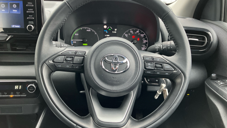 Toyota Yaris 1.5 Hybrid Icon 5dr CVT Hybrid Hatchback